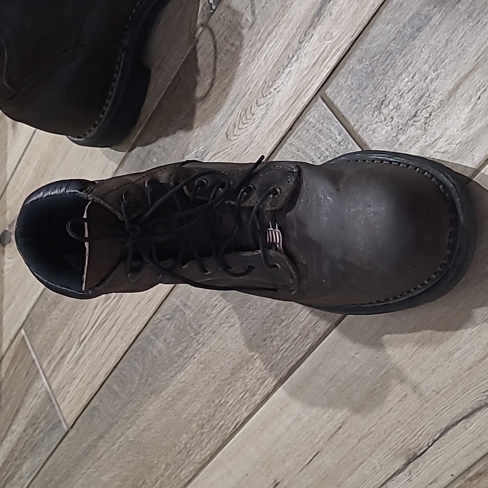 Red Wings Boots* - Picture 7 of 13